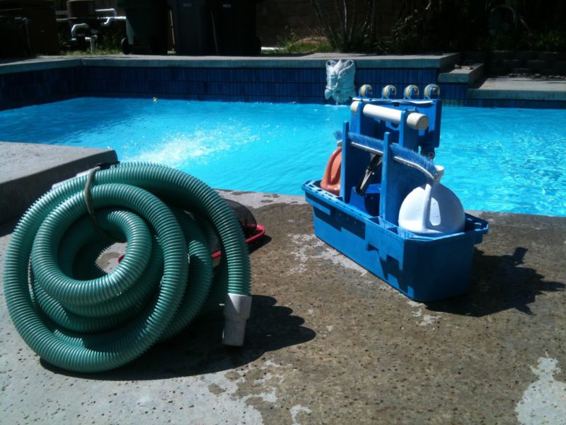 Toca preparar la piscina para el verano